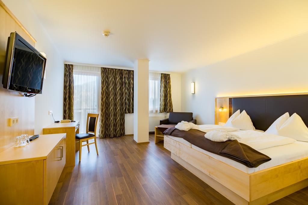 Hotel Gartnerkofel Sonnenalpe Nassfeld Luaran gambar